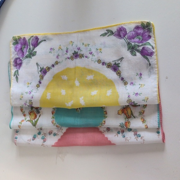 Vintage Accessories - Vintage 60s Handkerchief Set Of 3
